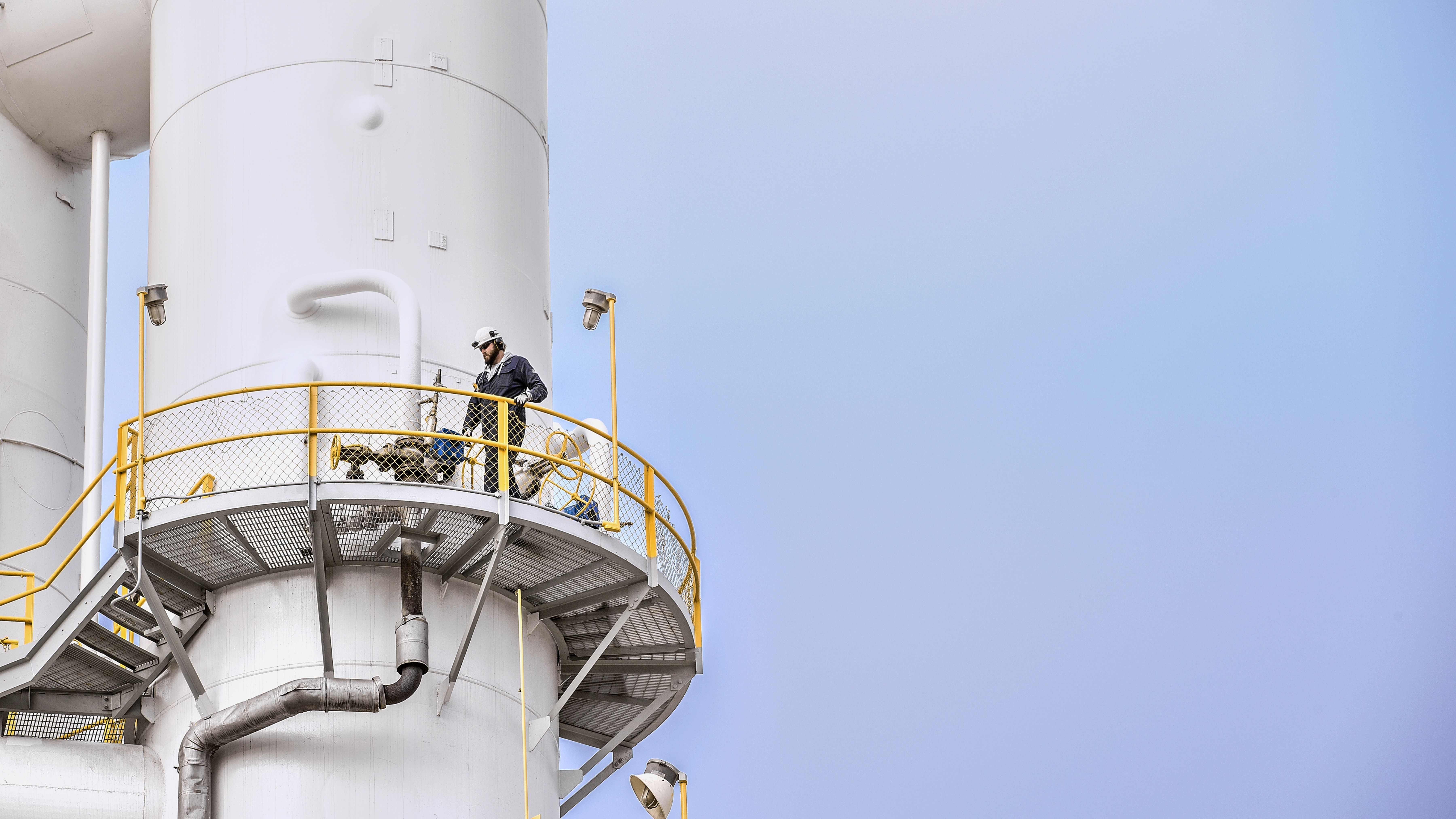 Picture of a power plant